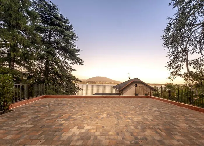 Giardini Magnolia بيلجيراتي