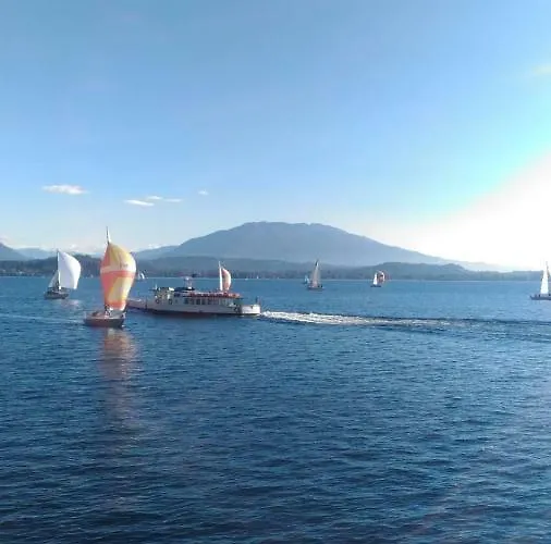 Giardini Magnolia شقة